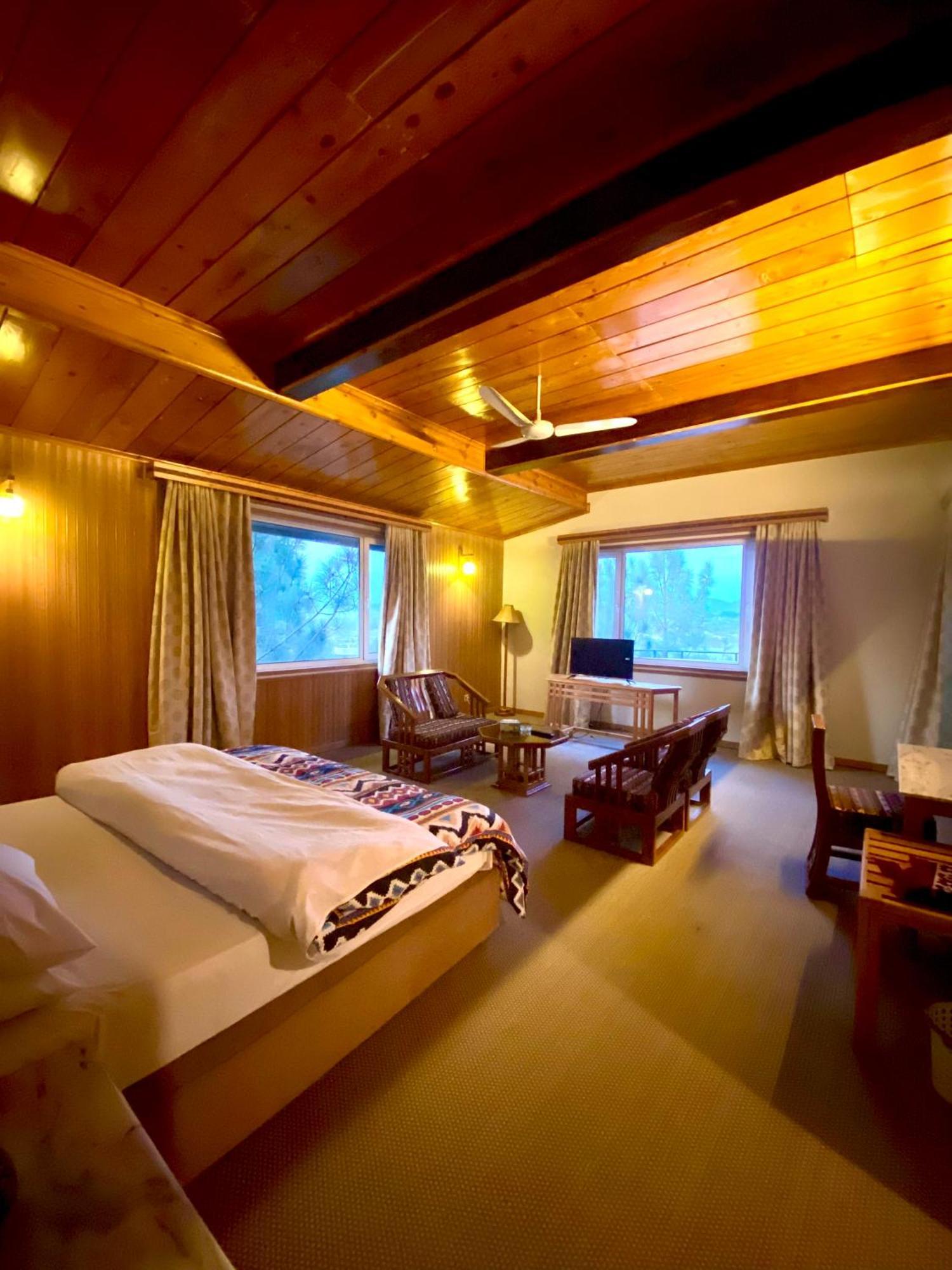 Rock City Resort Saidu Sharif Esterno foto