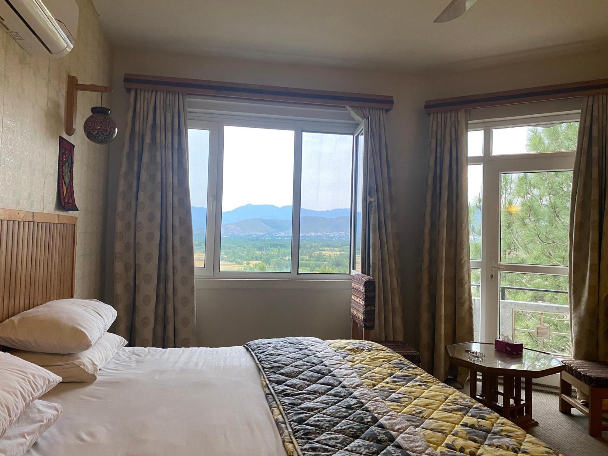 Rock City Resort Saidu Sharif Esterno foto