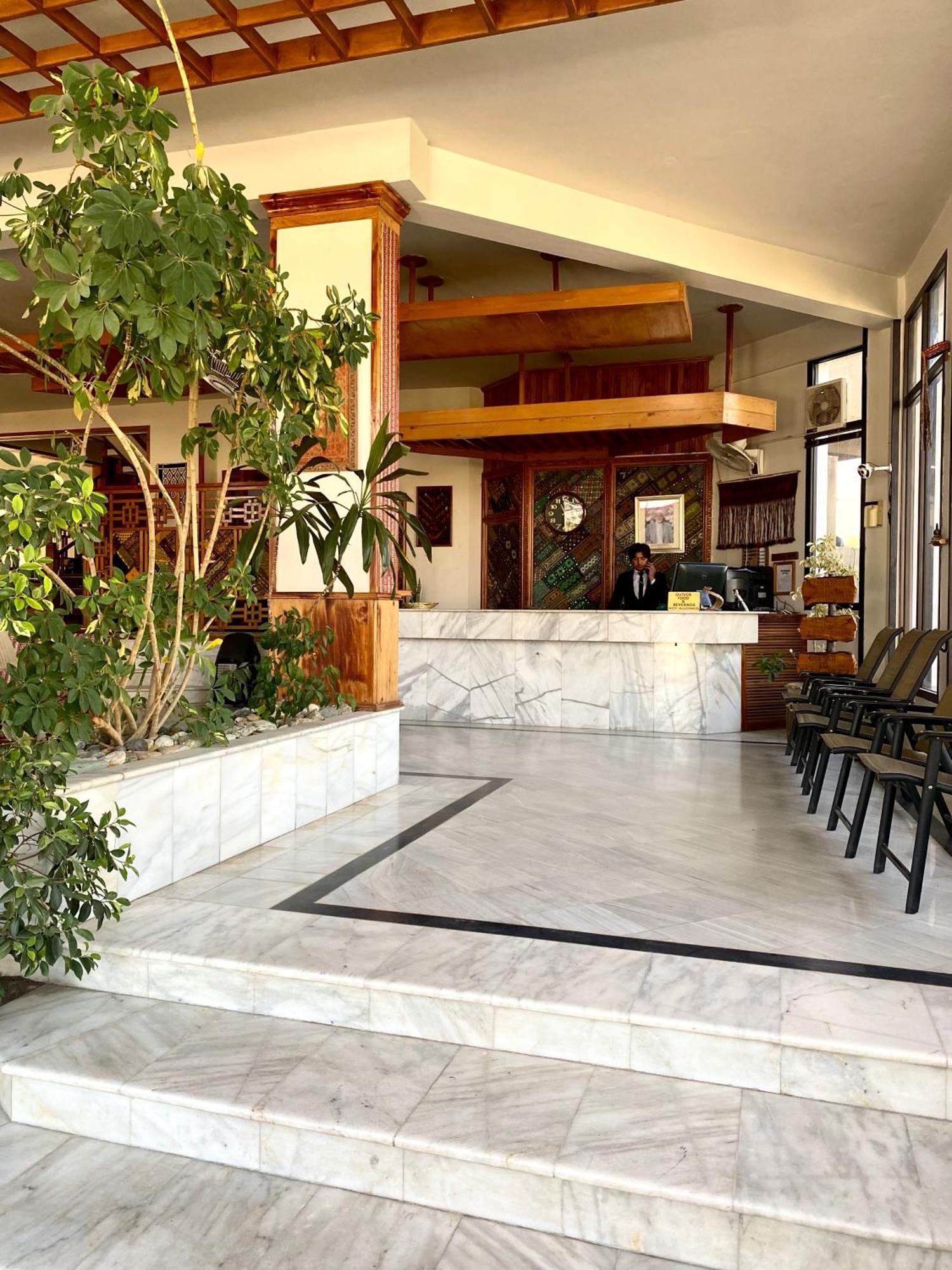 Rock City Resort Saidu Sharif Esterno foto